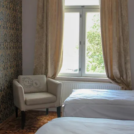 Hostel Kadriorg