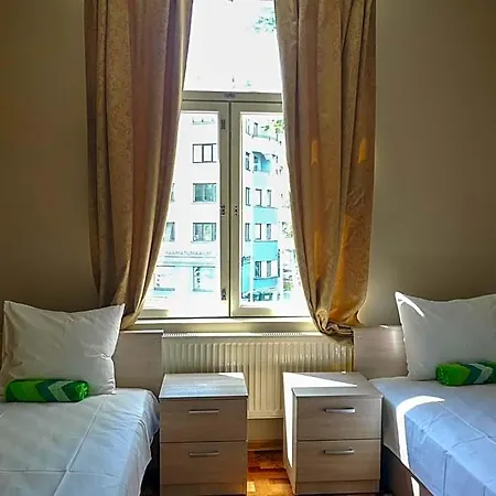 Kadriorg Hostel *