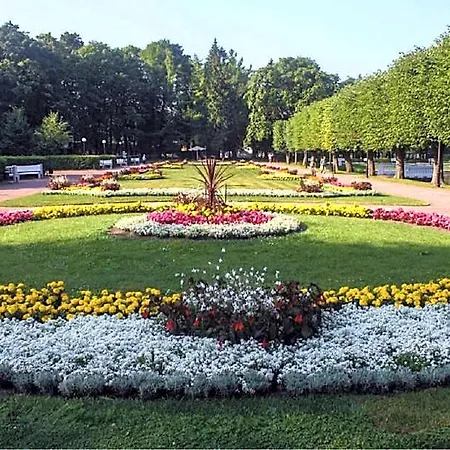 Kadriorg Hostel *